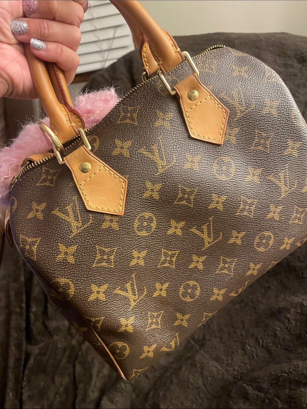 Louis Vuitton Monogram Canvas speedy 25 with Tan Handles